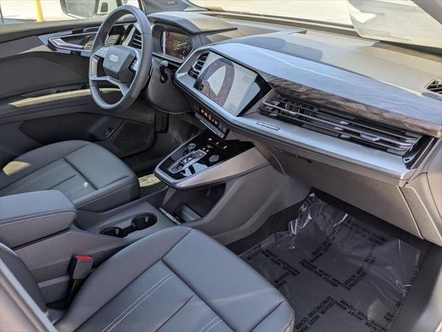 Photo of 2025 Glacier White Audi Q4 e-tron Sportback