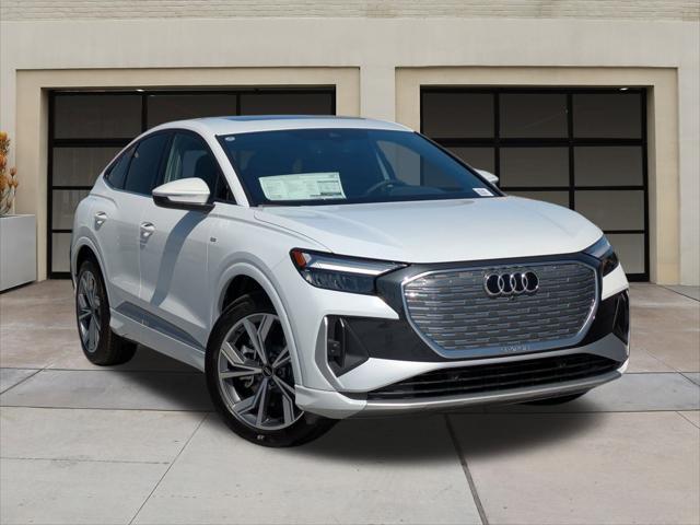 Photo of 2025 Glacier White Audi Q4 e-tron Sportback