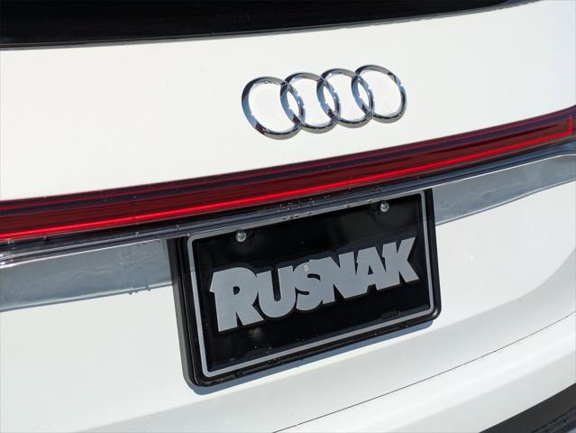 Photo of 2025 Glacier White Audi Q4 e-tron Sportback