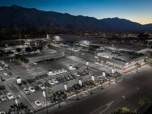 Photo of 2025 Glacier White Audi Q4 e-tron Sportback
