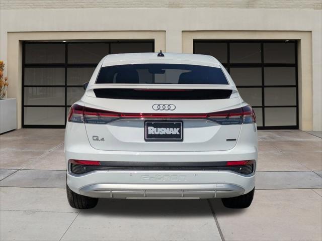 Photo of 2025 Glacier White Audi Q4 e-tron Sportback