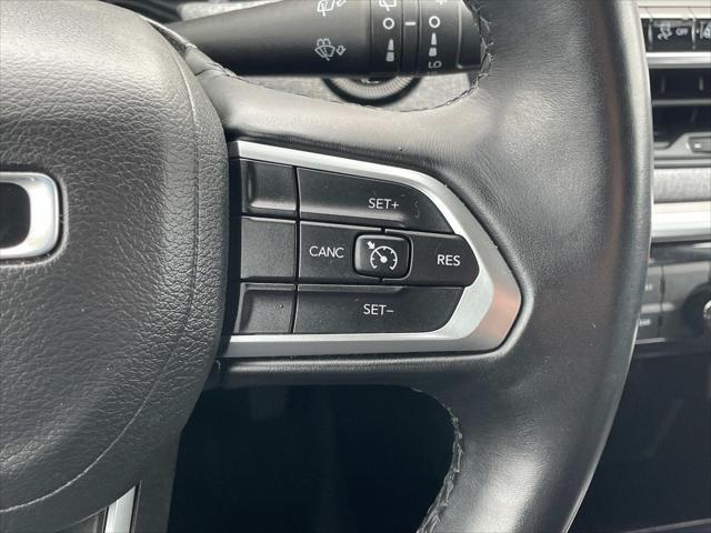 Photo of 2022 Granite Crystal Metallic Clearcoat Jeep Compass