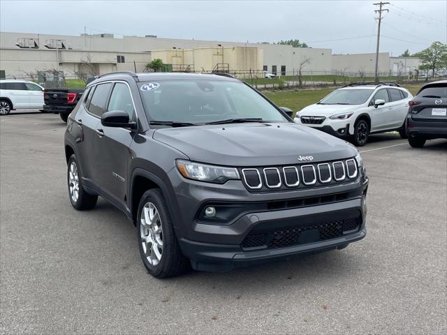 Photo of 2022 Granite Crystal Metallic Clearcoat Jeep Compass