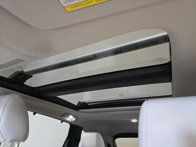 Photo of 2025 Artisan Red Premium Mazda CX-90
