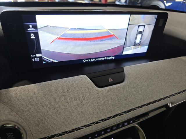 Photo of 2025 Artisan Red Premium Mazda CX-90