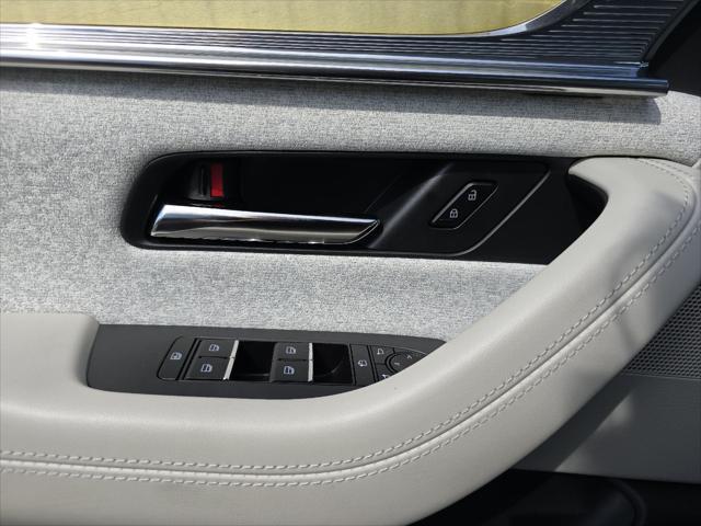 Photo of 2025 Artisan Red Premium Mazda CX-90