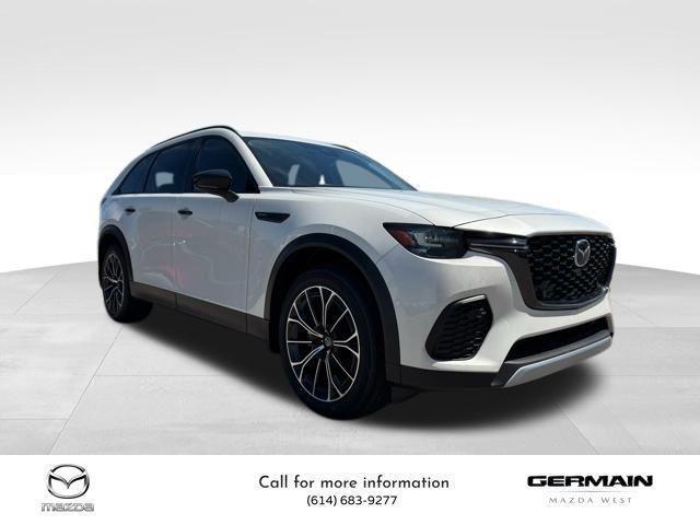 Photo of 2025 Rhodium White Premium Mazda CX-70 PHEV