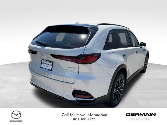 Photo of 2025 Rhodium White Premium Mazda CX-70 PHEV