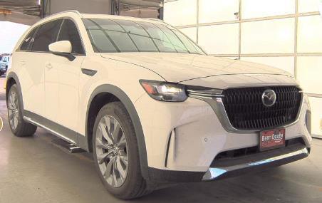 Photo of 2024 Rhodium White Premium Mazda CX-90
