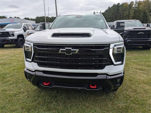 Photo of 2026 Summit White Chevrolet Silverado 2500