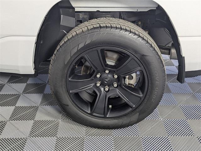 Photo of 2022 Bright White Clearcoat RAM 1500