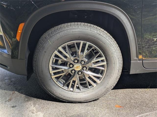 Photo of 2026 Mosaic Black Metallic Chevrolet Traverse