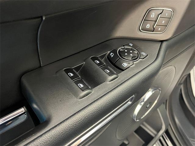 Photo of 2023 Agate Black Metallic Ford Expedition Max