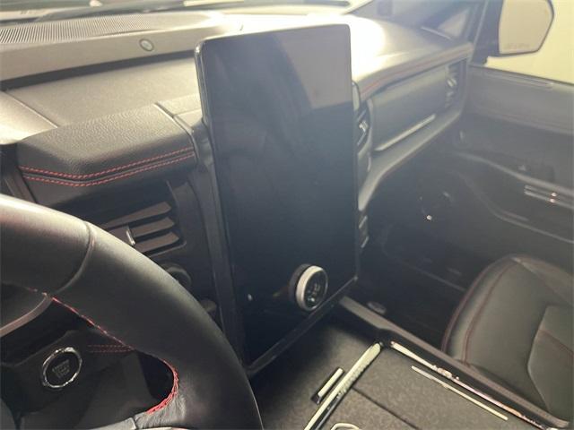 Photo of 2023 Agate Black Metallic Ford Expedition Max