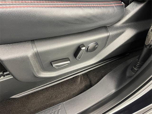 Photo of 2023 Agate Black Metallic Ford Expedition Max