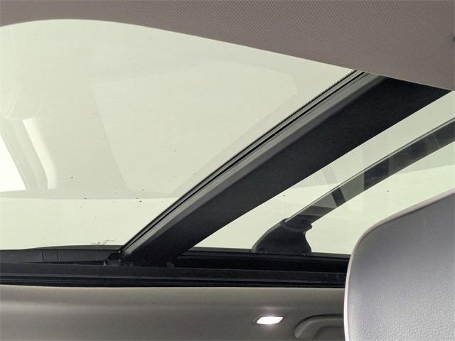 Photo of 2023 Crystal Black Pearl Honda Pilot