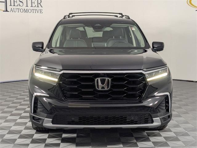 Photo of 2023 Crystal Black Pearl Honda Pilot