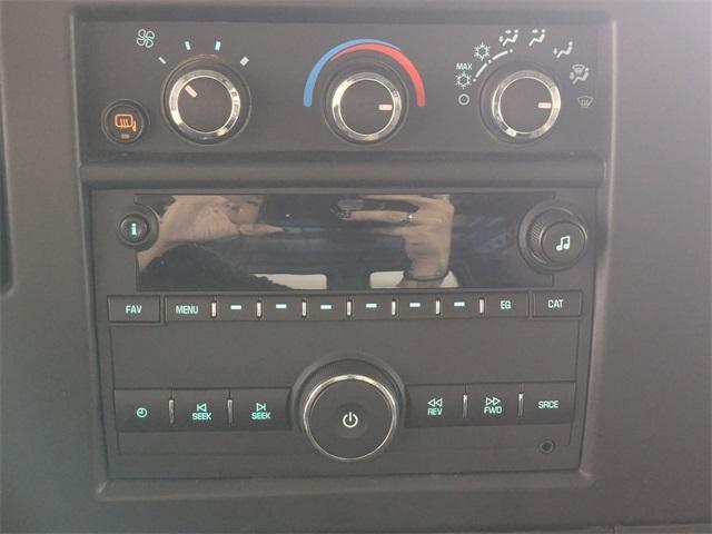 Photo of 2023 Summit White Chevrolet Express 2500