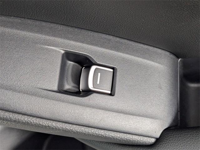 Photo of 2019 Platinum White Pearl Honda Accord