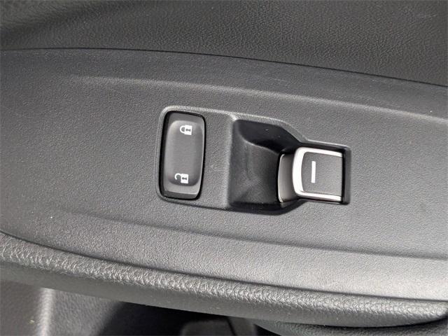 Photo of 2019 Platinum White Pearl Honda Accord