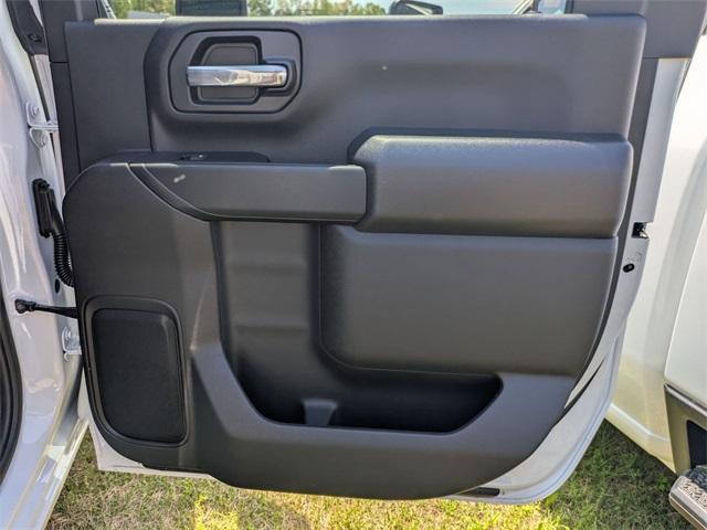Photo of 2025 Summit White Chevrolet Silverado 2500