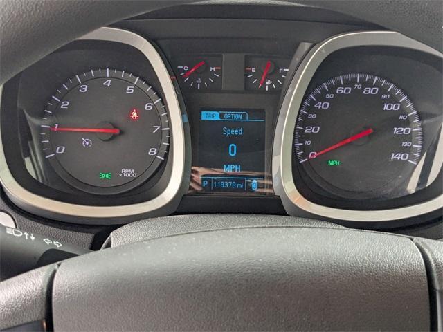 Photo of 2014 Silver Ice Metallic Chevrolet Equinox