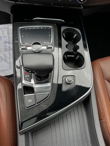 Photo of 2019 Samurai Gray Metallic Audi Q7