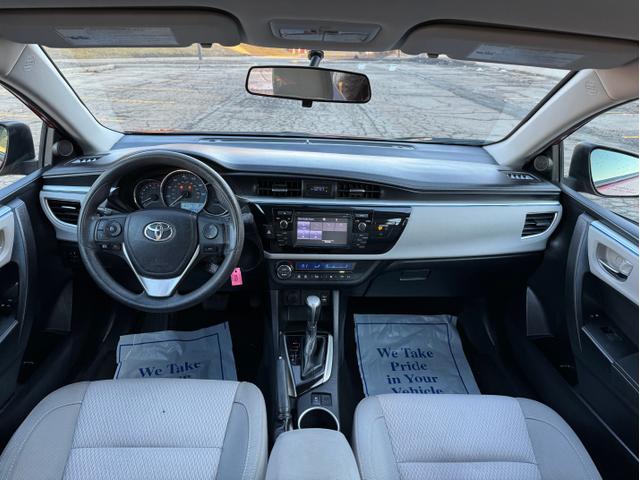 Photo of 2015 Barcelona Red Metallic Toyota Corolla