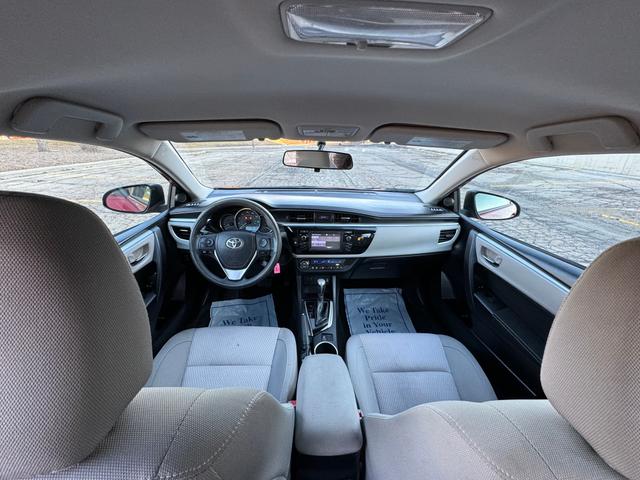 Photo of 2015 Barcelona Red Metallic Toyota Corolla