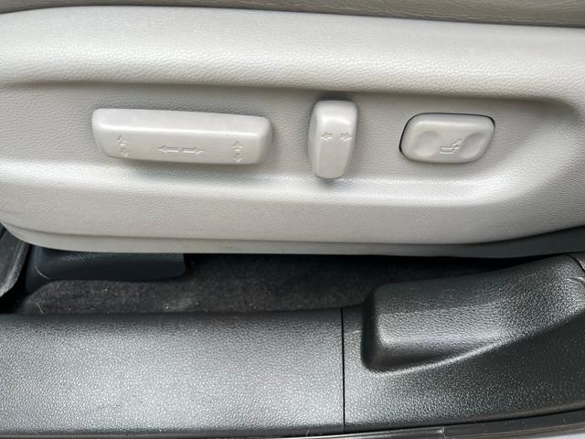 Photo of 2019 Lunar Silver Metallic Honda Pilot