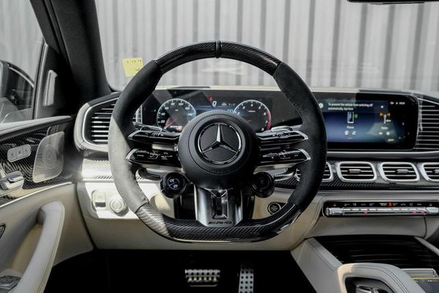 Photo of 2025 Polar White Mercedes-Benz AMG GLE 53