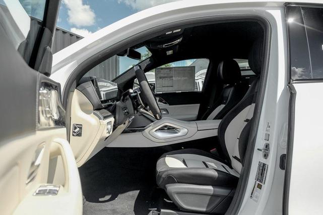 Photo of 2025 Polar White Mercedes-Benz AMG GLE 53