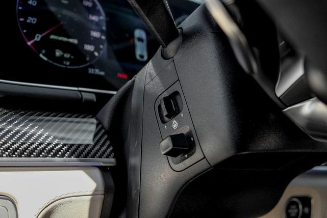 Photo of 2025 Polar White Mercedes-Benz AMG GLE 53