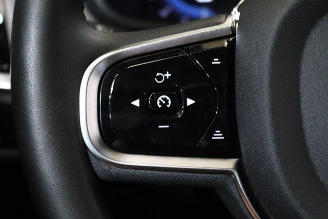 Photo of 2025 Bright Dusk Metallic Volvo V90 Cross Country