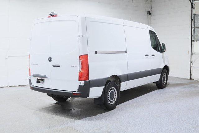 Photo of 2023 Arctic White Mercedes-Benz Sprinter 1500