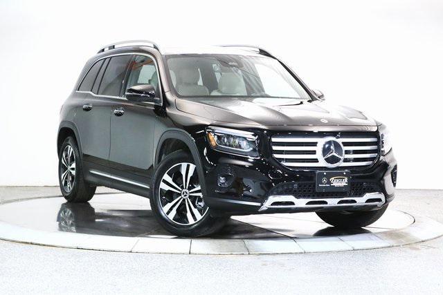 Photo of 2025 Black Mercedes-Benz GLB 250