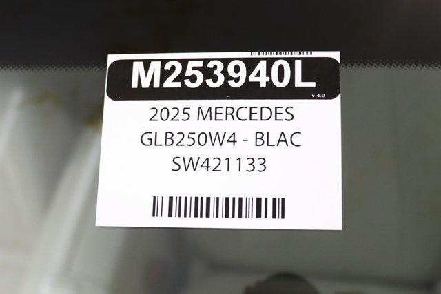 Photo of 2025 Black Mercedes-Benz GLB 250