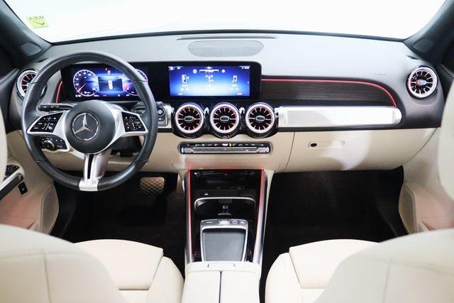 Photo of 2025 Black Mercedes-Benz GLB 250
