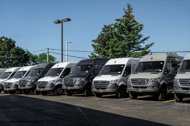 Photo of 2025 Jupiter Red Mercedes-Benz Sprinter 2500