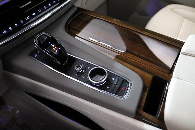 Photo of 2024 Crystal White Tricoat Cadillac Escalade
