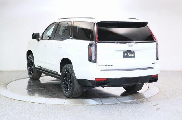 Photo of 2024 Crystal White Tricoat Cadillac Escalade