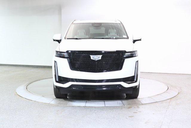 Photo of 2024 Crystal White Tricoat Cadillac Escalade