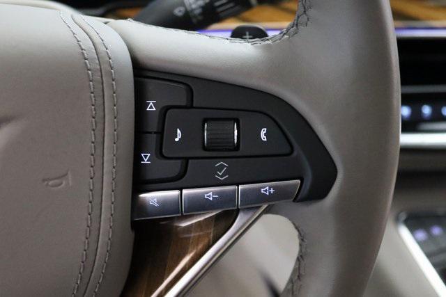 Photo of 2024 Crystal White Tricoat Cadillac Escalade