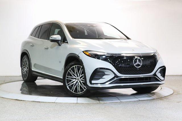 Photo of 2023 Alpine Mercedes-Benz EQS 580