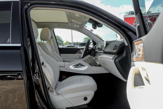 Photo of 2026 Black Mercedes-Benz GLE 350