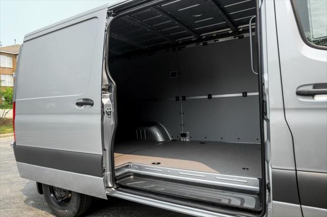 Photo of 2025 Hightech Silver Metallic Mercedes-Benz Sprinter 2500