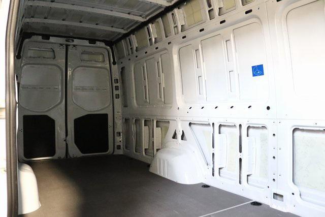 Photo of 2025 Arctic White Mercedes-Benz Sprinter 2500