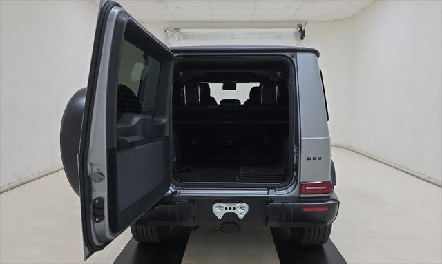 Photo of 2023 MANUFAKTUR Platinum Magno Mercedes-Benz AMG G 63