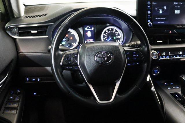 Photo of 2022 Red Toyota Venza