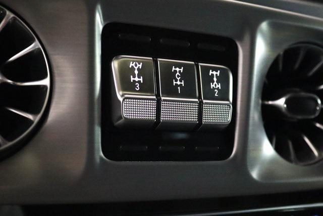 Photo of 2024 MANUFAKTUR Graphite Metallic Mercedes-Benz AMG G 63
